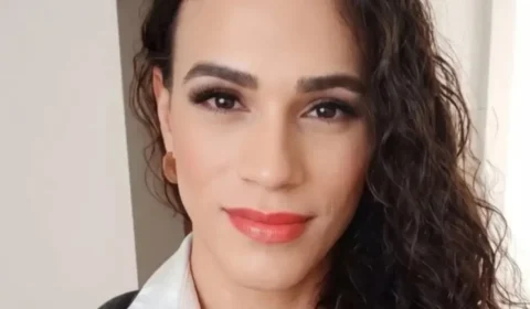 Primeira mulher trans a assumir cargo de promotora de Justiça no Brasil toma posse