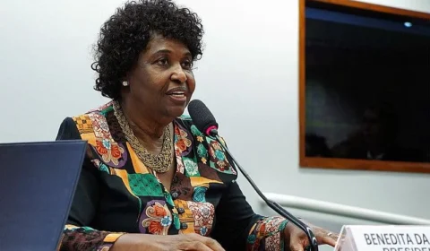 Movimentos acusam Senado de favorecer mercado e travar direitos sociais