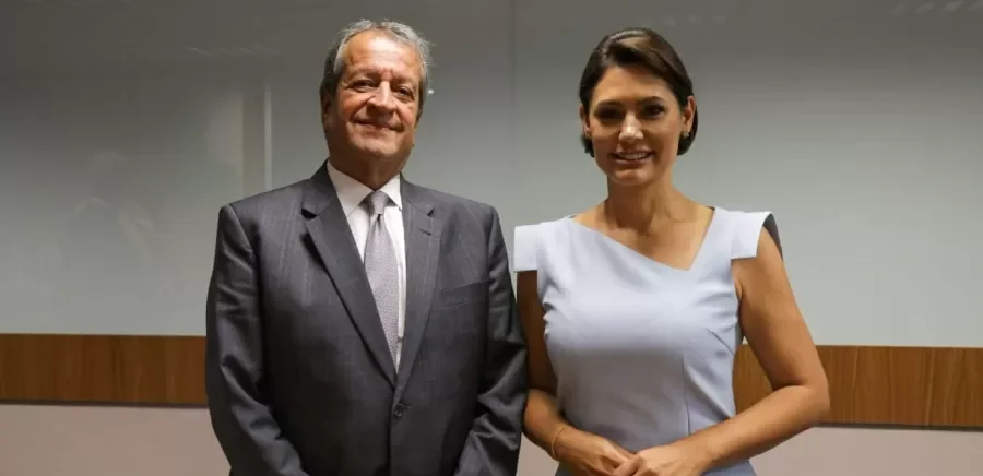 Valdemar diz que Michelle se distancia da campanha de Flávio e pode desistir do Senado