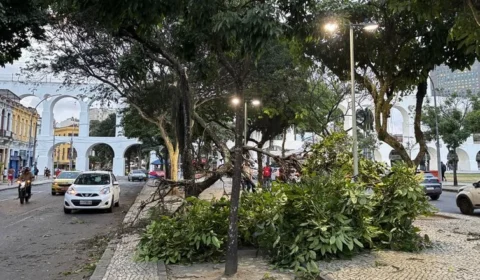 Polícia investiga morte de três eletrocutados após ventania no Rio