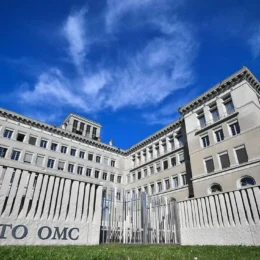 EUA aceitam pedido de consulta do Brasil na OMC sobre novo tarifaço