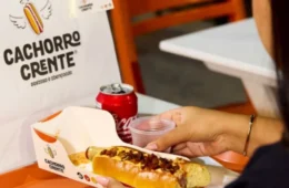 De Cachorro Crente a sex shop gospel, marcas evangélicas disputam mercado bilionário