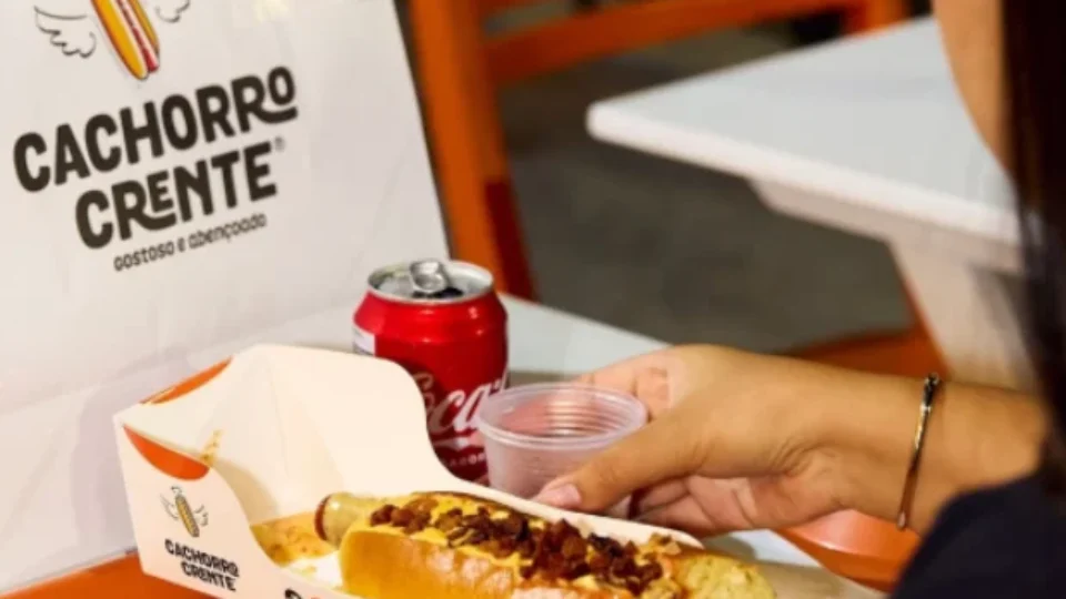 De Cachorro Crente a sex shop gospel, marcas evangélicas disputam mercado bilionário