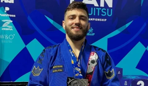 Professor brasileiro de jiu-jítsu é detido pelo ICE nos EUA e mobiliza alunos