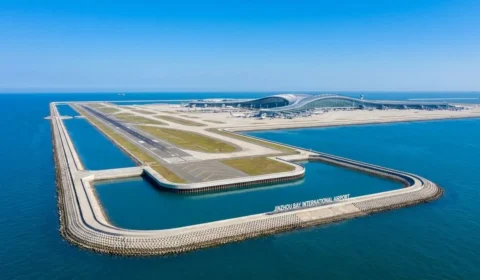 China aposta em aeroporto flutuante para ampliar capacidade aérea sobre o mar