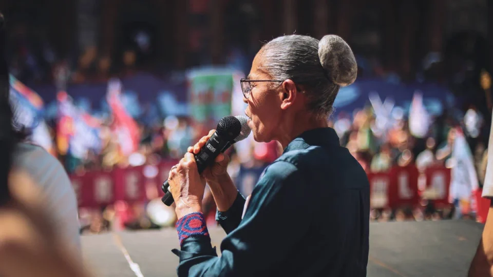 Marina é hostilizada por homem em ato de campanha de Haddad com mulheres