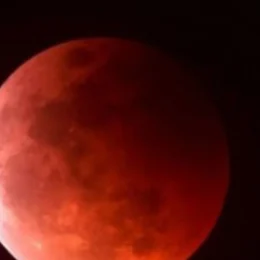 Céu de agosto terá dois eclipses, mas apenas um poderá ser visto no Brasil