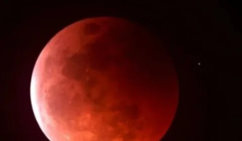 Céu de agosto terá dois eclipses, mas apenas um poderá ser visto no Brasil