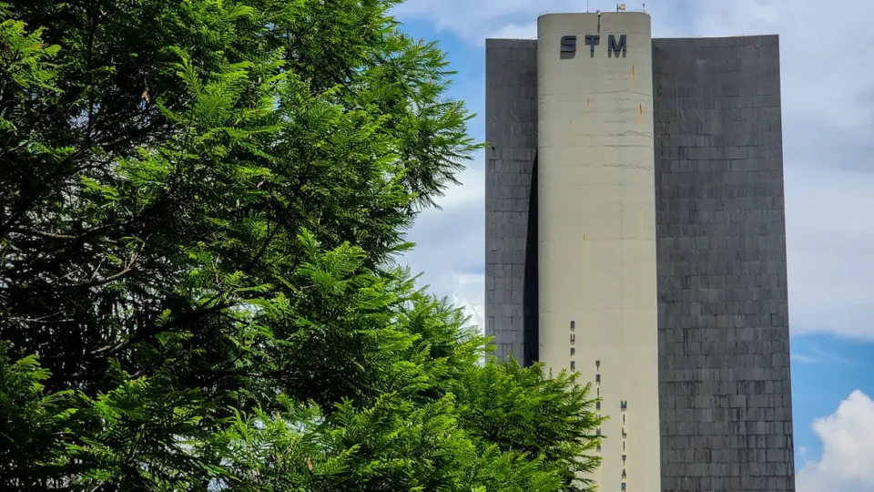 STM determina perda de patente de militar acusado de transmitir HIV
