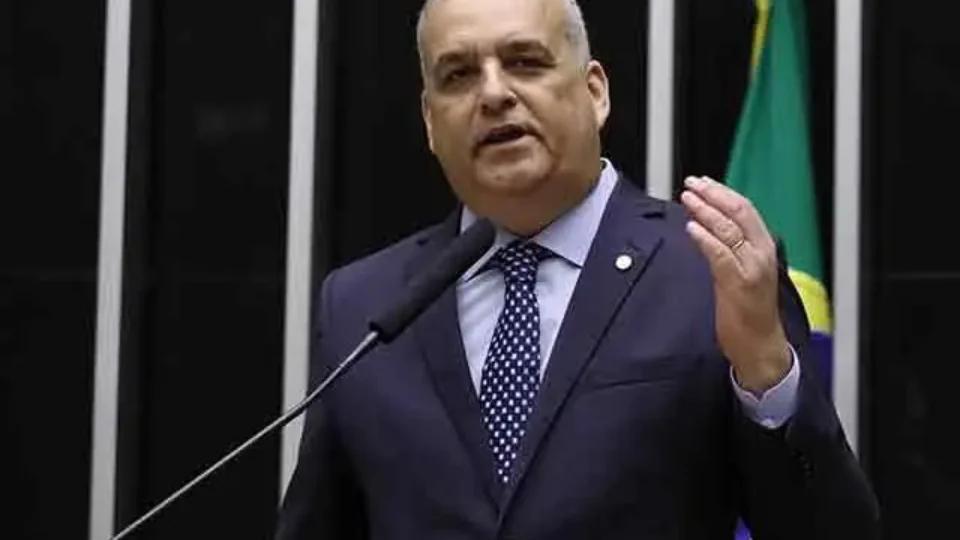 Gilmar espera PF e PGR sobre suspeita de estupro de vulnerável contra vice de Flávio