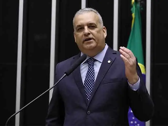 Gilmar espera PF e PGR sobre suspeita de estupro de vulnerável contra vice de Flávio