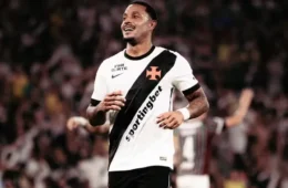 Jogador do Vasco, David é alvo de busca por suposto envolvimento com o tráfico