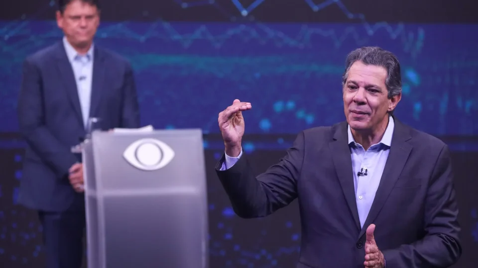 PM não vê indícios de abordagem irregular a Haddad após analisar 40 câmeras