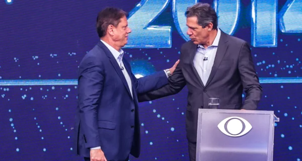 Debate entre Tarcísio e Haddad aborda segurança, privatizações e relação de SP com governo federal