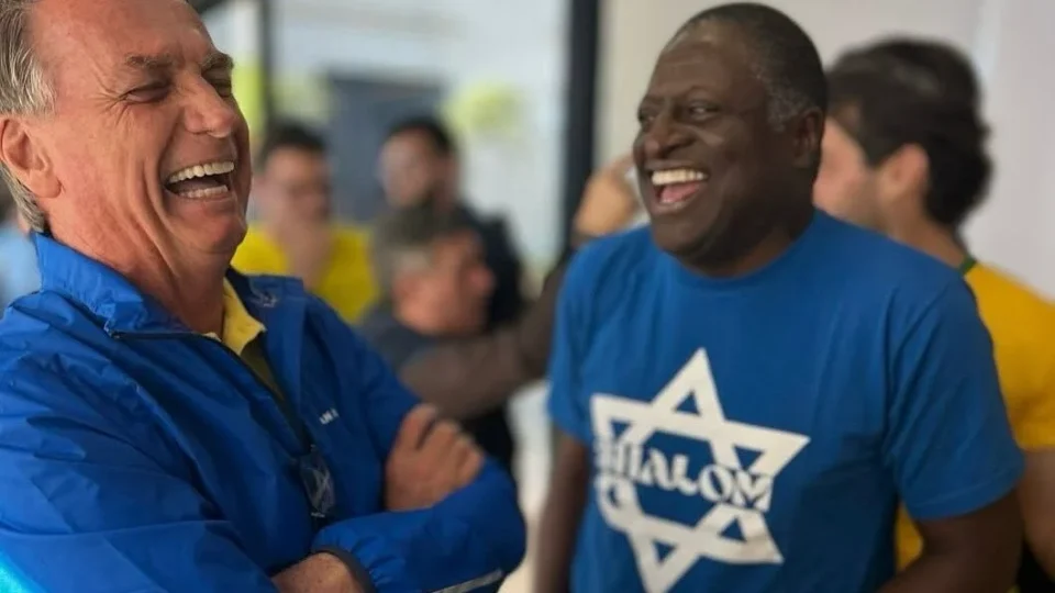 O ‘06’ de Bolsonaro disputa Senado em Roraima e quer garimpar terras indígenas