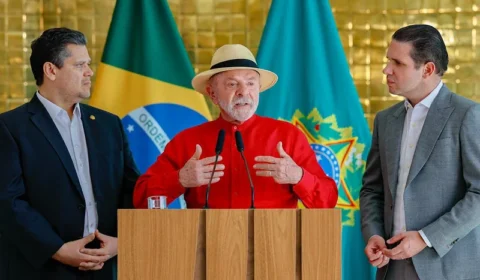 Após almoço com líderes, Lula acerta avanço de 6×1, ‘blusinhas’ e terras raras