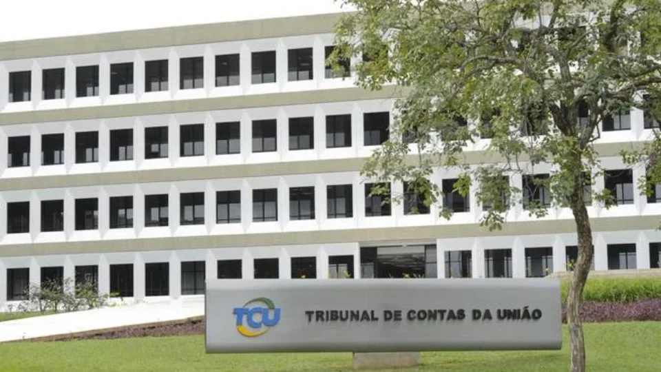 TCU aponta falhas na fiscalização de gastos das Forças Armadas
