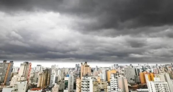 Inmet alerta para ventos de até 100 km/h e riscos em diversas regiões do Brasil