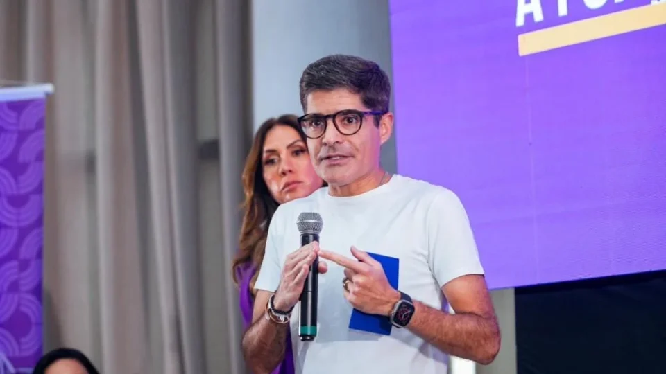 Marqueteiro João Santana copia a si mesmo na campanha de ACM Neto na Bahia