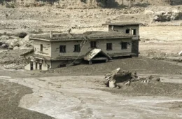 Lama e enchente repentina deixam ao menos 160 mortos entre Nepal e Tibete