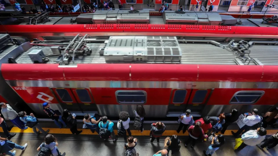 As denúncias por trás dos acidentes e da greve de trens em São Paulo