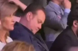 Kassab é flagrado dormindo durante debate presidencial na Band