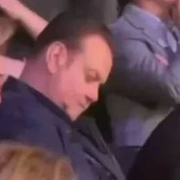 Kassab é flagrado dormindo durante debate presidencial na Band
