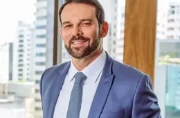 Novo advogado de Vorcaro, Daniel Bialski pede audiência com André Mendonça no STF