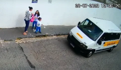 Escola é condenada após menina de 4 anos ser esquecida em van por três horas