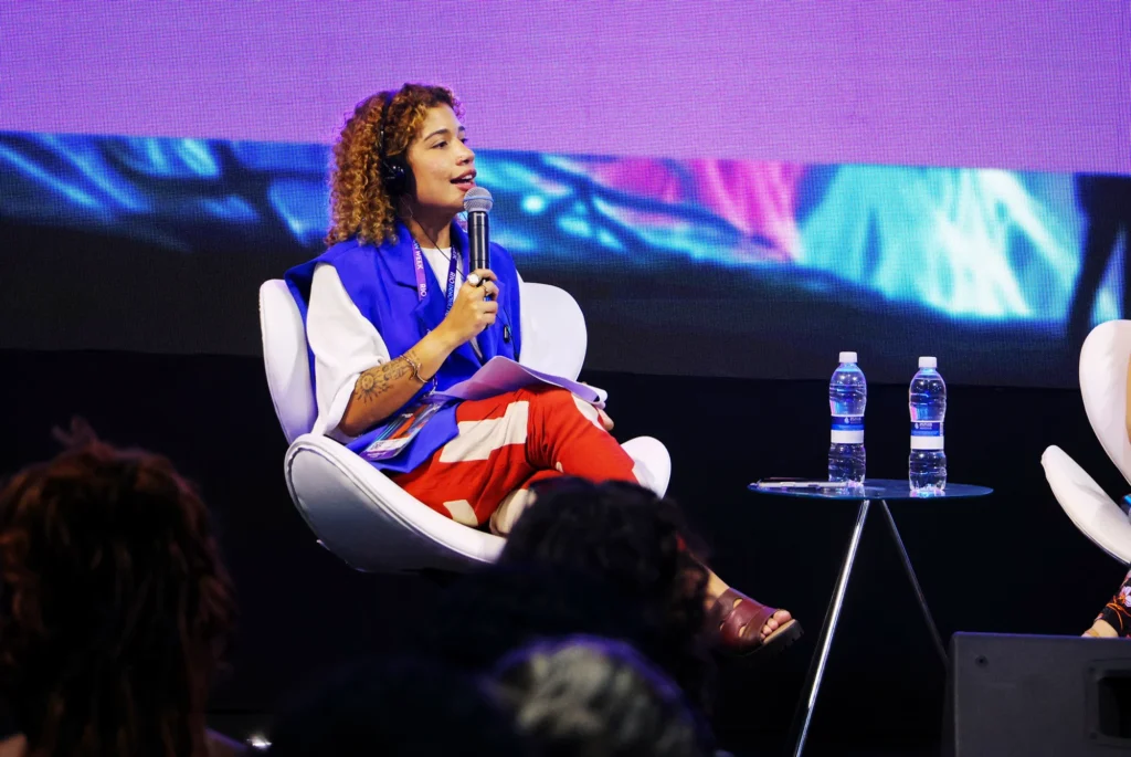 Maíra do MST defende reforma agrária contra a fome na Rio Innovation Week