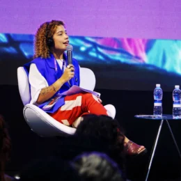 Maíra do MST defende reforma agrária contra a fome na Rio Innovation Week