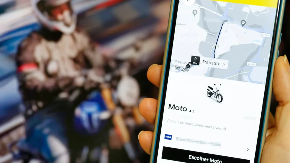 Procuradoria do Trabalho processa Uber em R$ 321 mi por taxa obrigatória a motoristas
