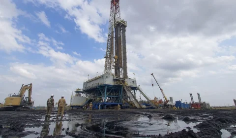 EUA terão controle sobre 65 bilhões de barris de petróleo da Venezuela, anuncia Trump