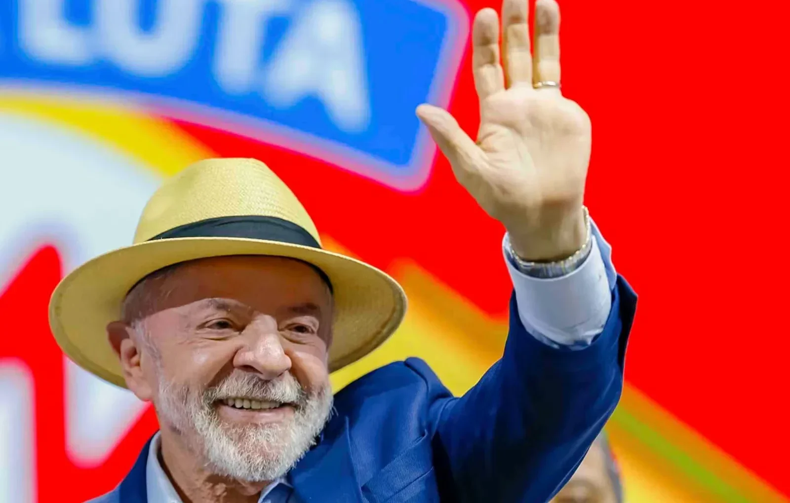 PT oficializa Lula na disputa pela reeleição e dá início à campanha presidencial de 2026