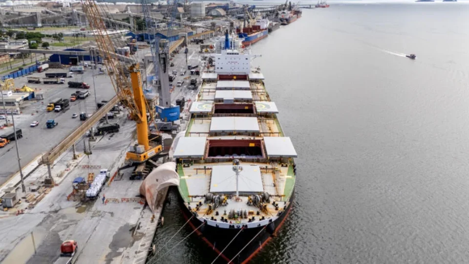 Porto de Paranaguá vê tentativa de sabotagem em atuação de rival privado
