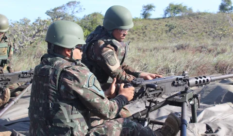 Exército propõe afrouxar controle sobre recarga de munições