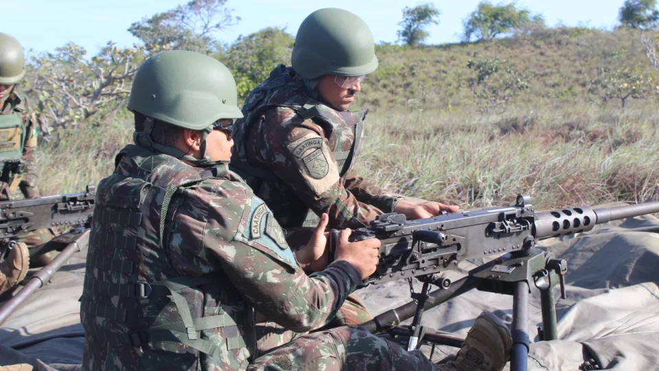 Exército propõe afrouxar controle sobre recarga de munições