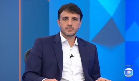Na TV, Renan Santos defende que Brasil tenha bomba atômica