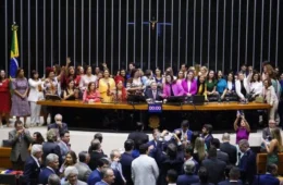 Movimento lança plataforma para projeto por paridade de gênero no Legislativo