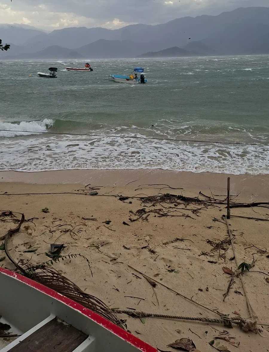 Pescador morto em naufrágio é identificado; vítimas chegam a 6 no RJ e em SP
