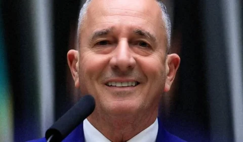 Deputado federal Bebeto declara ter R$ 840 mil em dinheiro vivo; patrimônio quase triplica
