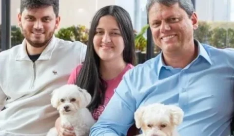 Sócio dos filhos de Tarcísio tem elo com fornecedor de grupo que recebeu créditos de SP