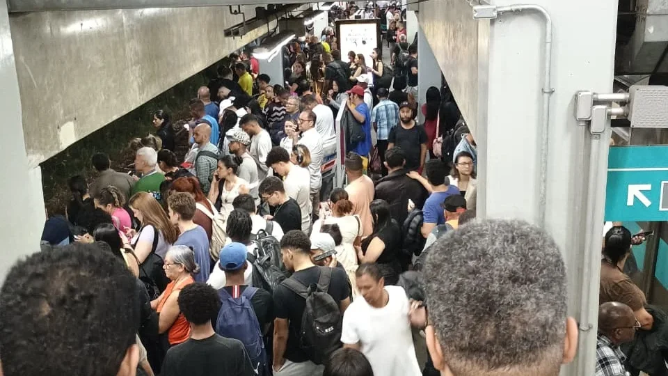 Linha de trem de SP tem dois descarrilamentos em menos de 24 horas