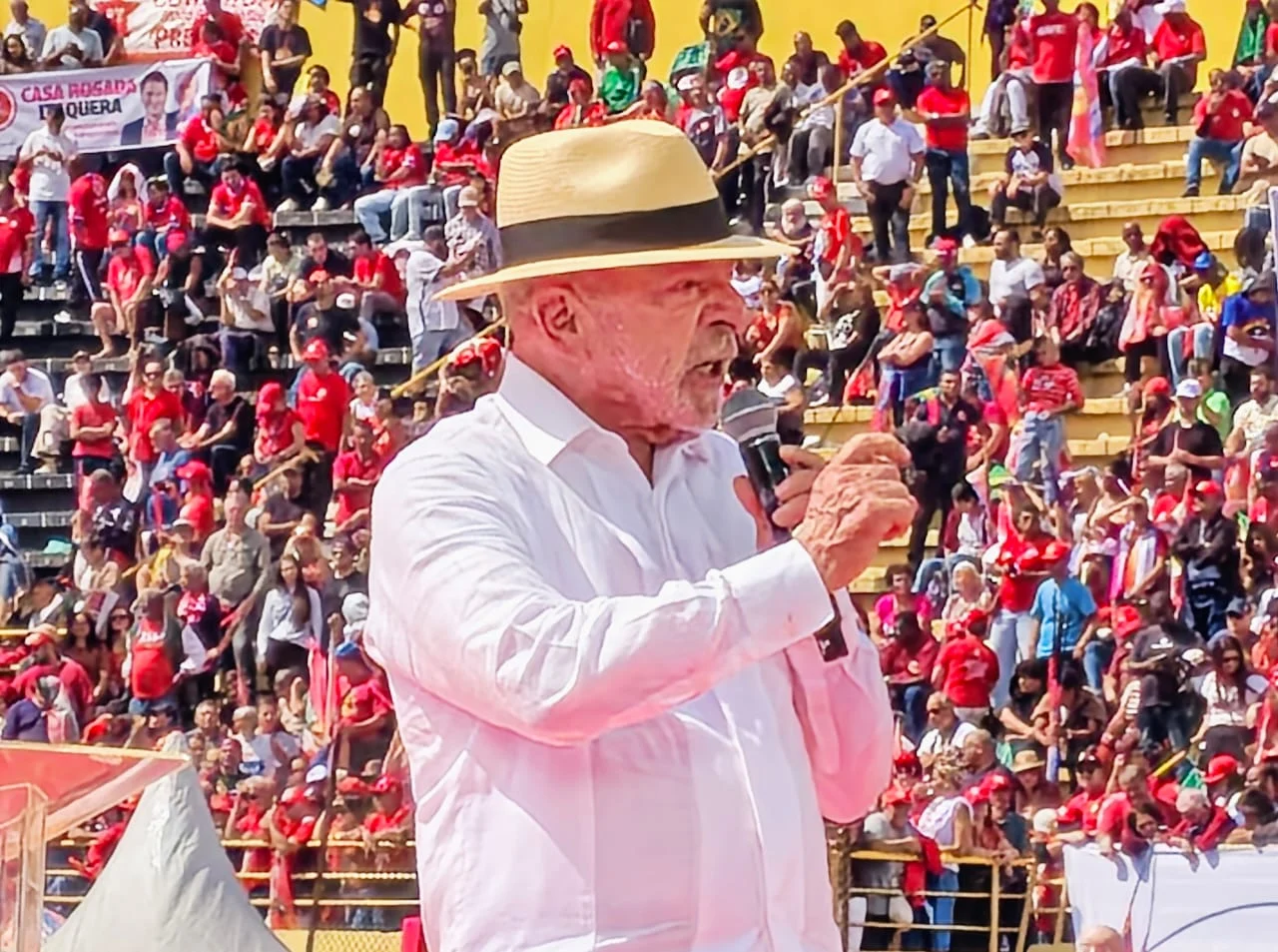 Conectando passado, presente e futuro, Lula inicia campanha de reeleição no ABC Paulista