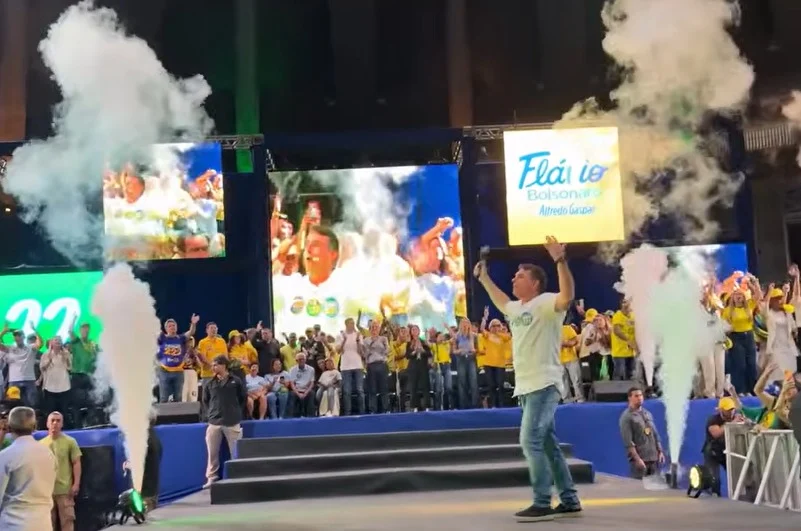 Flávio Bolsonaro no Rio. (Foto: Reprodução)