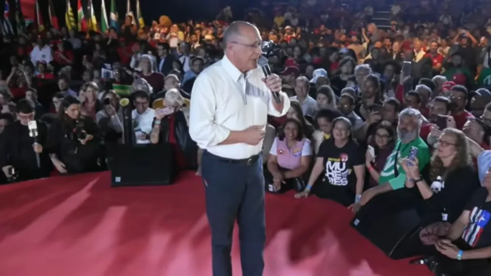 ‘Receita de sucesso: Lula com chuchu’, diz Alckmin em ato de campanha à presidência