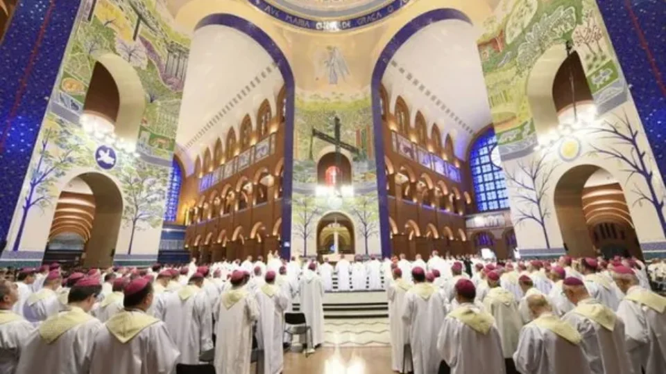 Grupo de bispos católicos lança carta contra ‘conservadorismo autoritário’ que ‘alimenta ódio’