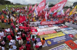 Fim da escala 6×1 leva trabalhadores a três dias de vigília no Senado, até 3 de setembro