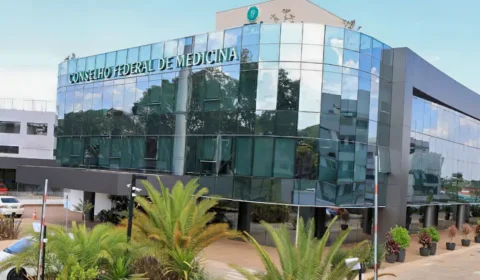 Justiça derruba norma que permite a dentista fazer harmonização facial