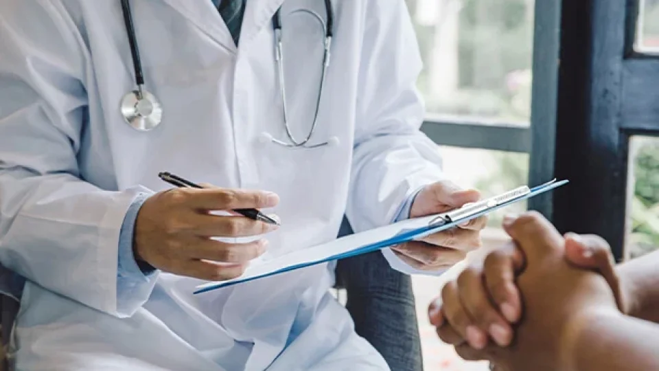 CFM alerta médicos sobre prescrever tirzepatida sem registro na Anvisa